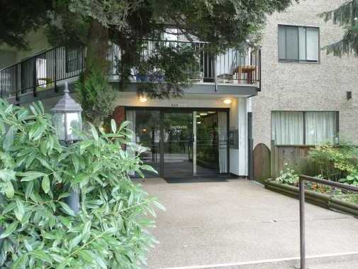 King Charles Court photo 2