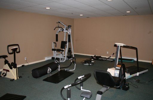 Photo 3 — click to view La Galerie photo 3