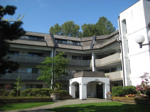 Glenview Manor