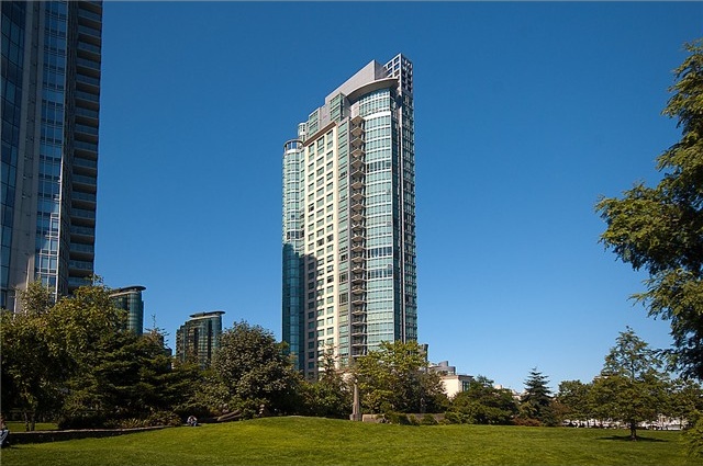 Photo 1 — click to view Escala photo 1