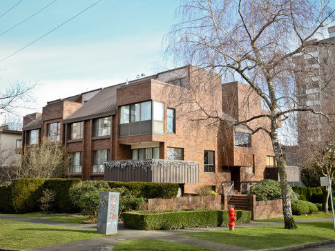 Photo 3 — click to view The Diplomat photo 3