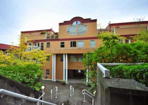 Sitco Manor photo 3
