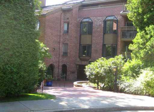 Manor Gardens photo 3