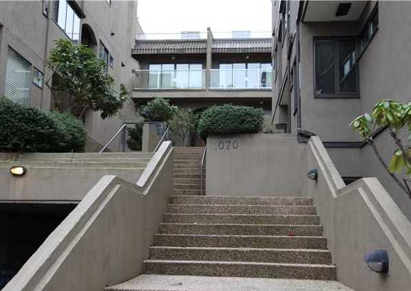 False Creek Terrace photo 2