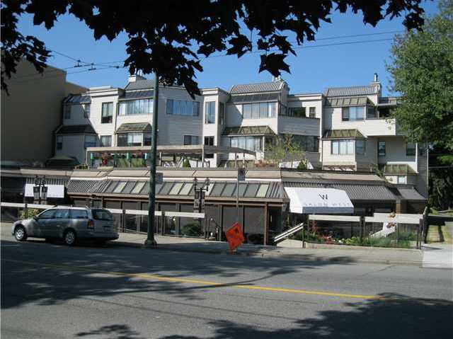 Boulevard Place