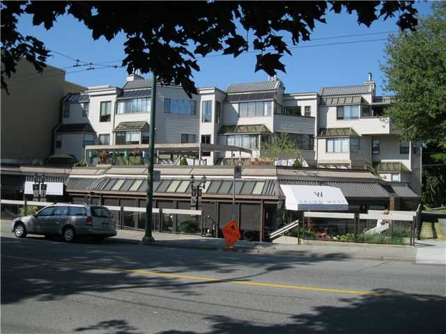 Boulevard Place