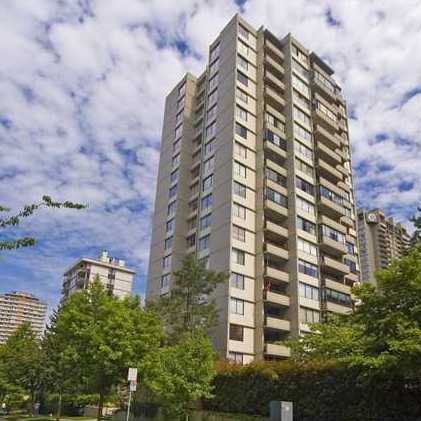 Photo 3 — click to view Stratford Place photo 3