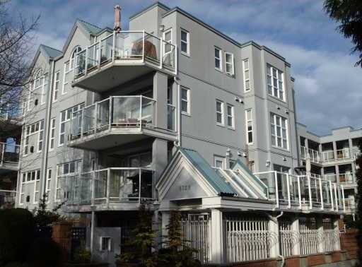 Riverview Court photo 2