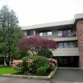 Princeton Manor photo 3