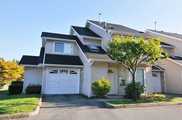 Photo 1 — click to view Cottonwood Village photo 1