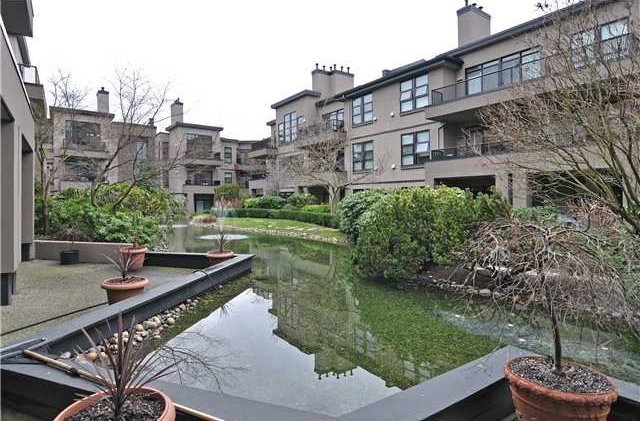 Photo 3 — click to view Mayfair House photo 3