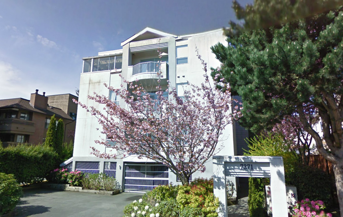 7371 Minoru Blvd photo 2