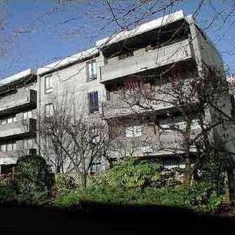St. Claire Court photo 3