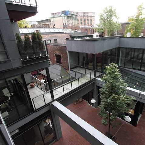 Garage photo 3