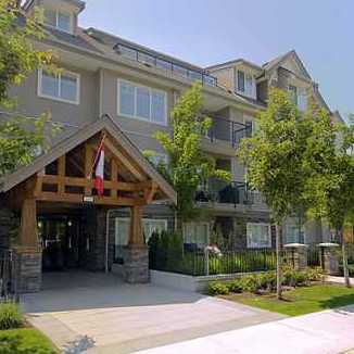 Falcon Manor photo 3