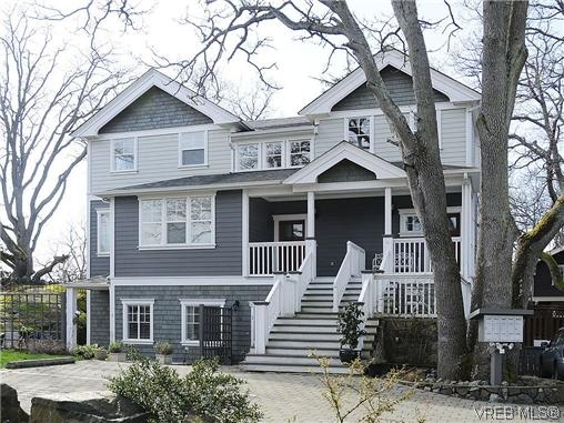 1002 Carberry