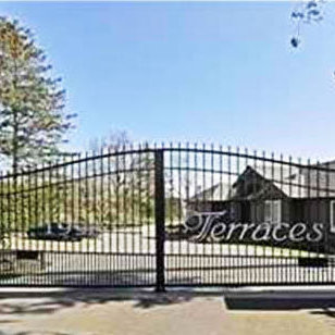 1998 Ferndale Rd photo 2