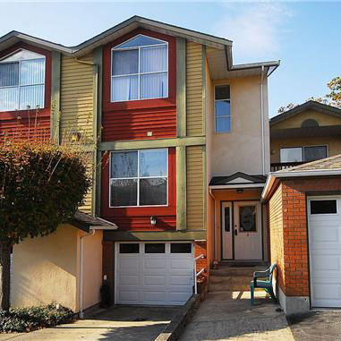 Photo 2 — click to view Oak Grove Place photo 2