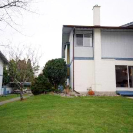 Photo 2 — click to view The Village Park Estates photo 2