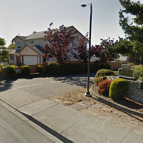 Royal Oak Gardens photo 3