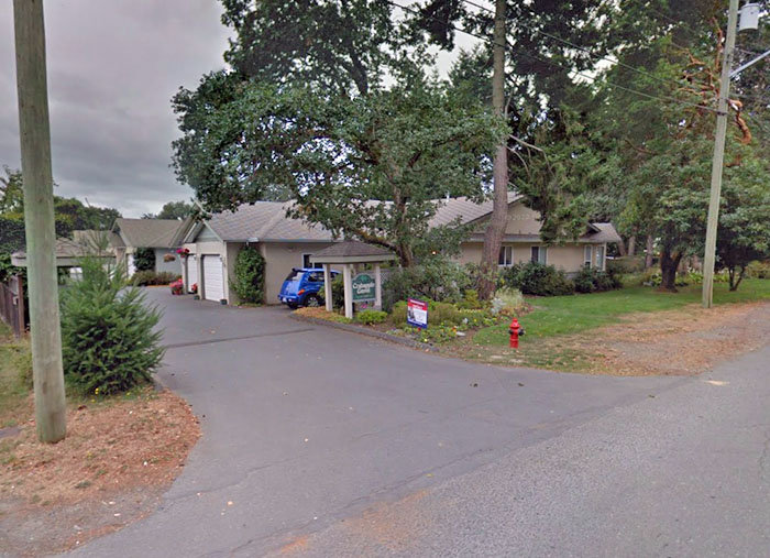 Photo 1 — click to view Crabapple Grove photo 1