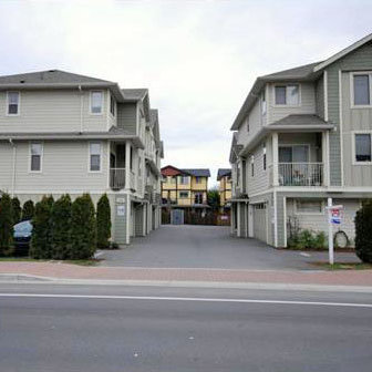 2923 Phipps Rd photo 2