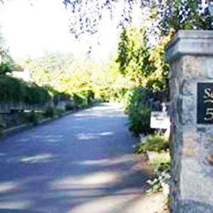 Photo 2 — click to view Seabury Lane photo 2