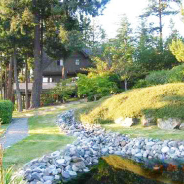 Photo 4 — click to view Gables photo 4