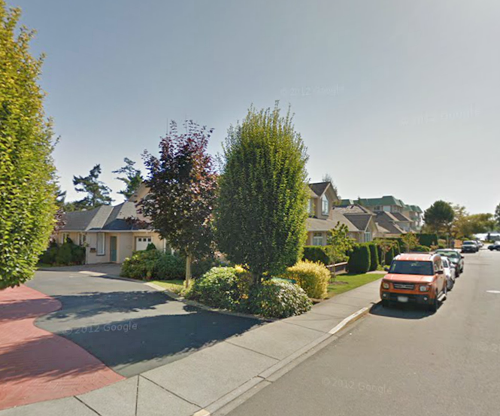 9691 Second St photo 3