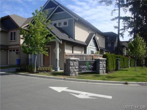 2216 Sooke Rd