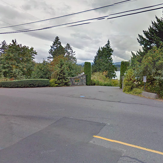 Photo 3 — click to view 1861 Maple Bay Rd photo 3