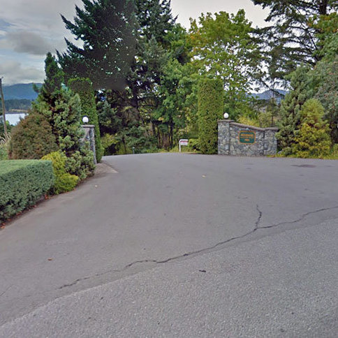 1861 Maple Bay Rd