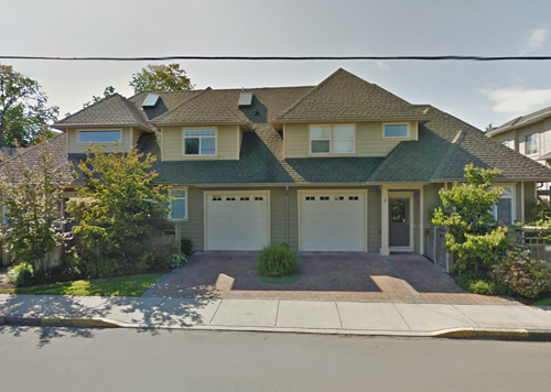 Photo 4 — click to view The 9918 Stratford photo 4