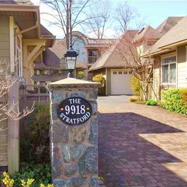 Photo 2 — click to view The 9918 Stratford photo 2