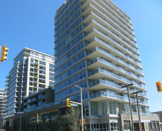 Wall Centre False Creek East One photo 3
