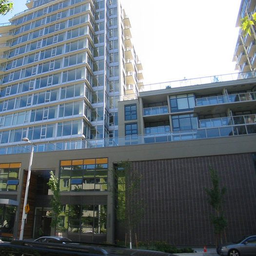 Wall Centre False Creek East One photo 4