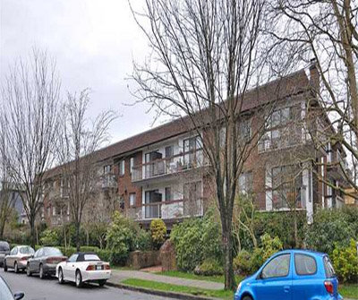 Photo 1 — click to view Connaught Gardens photo 1
