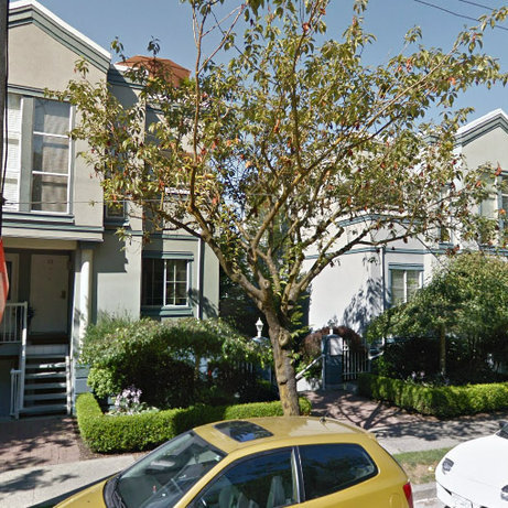 Emerald Court photo 2