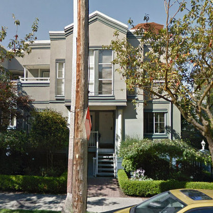 Emerald Court photo 4