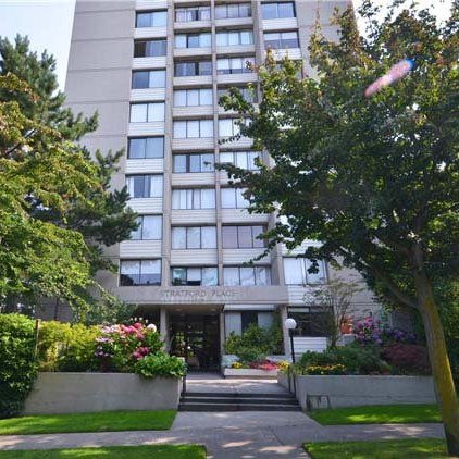 Photo 2 — click to view Stratford Place photo 2