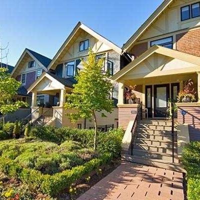 South Granville Townhomes photo 4