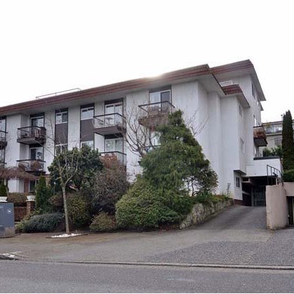 Photo 2 — click to view Ocean Villa photo 2