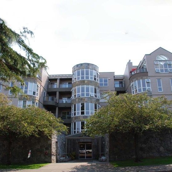 Noble House photo 3