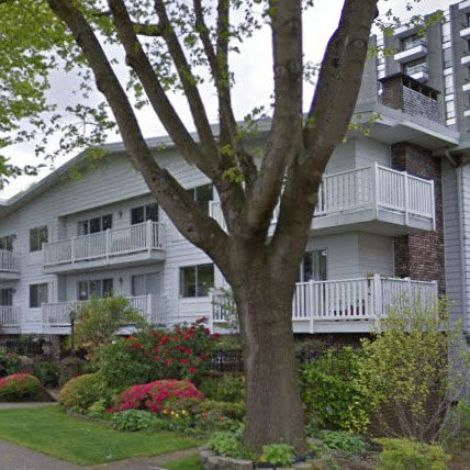Photo 3 — click to view Landmark Horizon photo 3