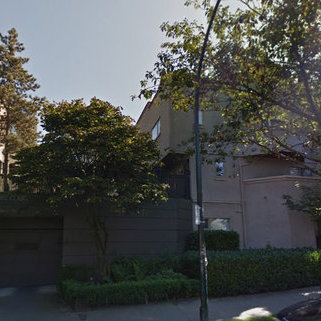 Laurel Court photo 2