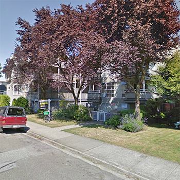 Photo 3 — click to view North Of 4Th photo 3