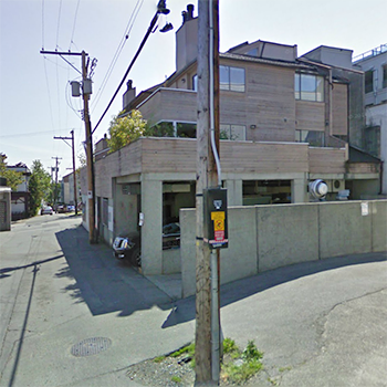 Photo 3 — click to view 1633 Yew photo 3