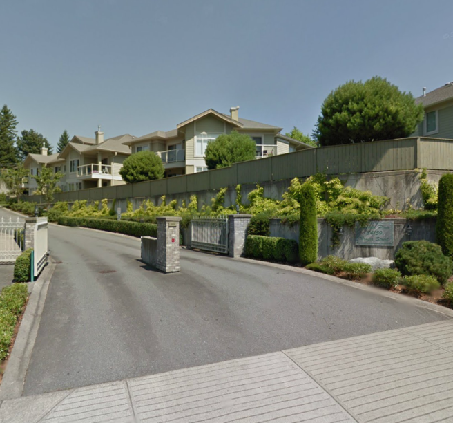 Photo 2 — click to view Emerald Place photo 2