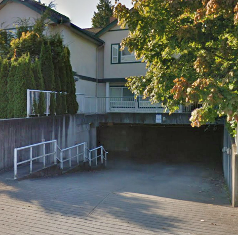 Photo 2 — click to view Emerald Gardens photo 2