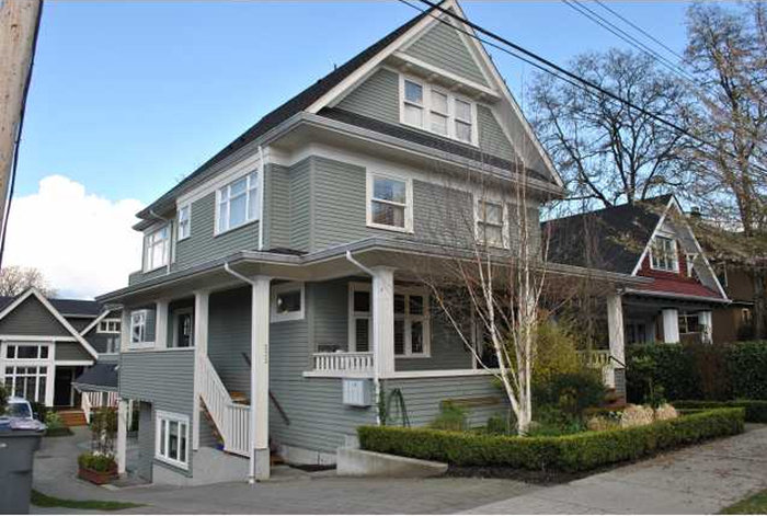 231 W 11th